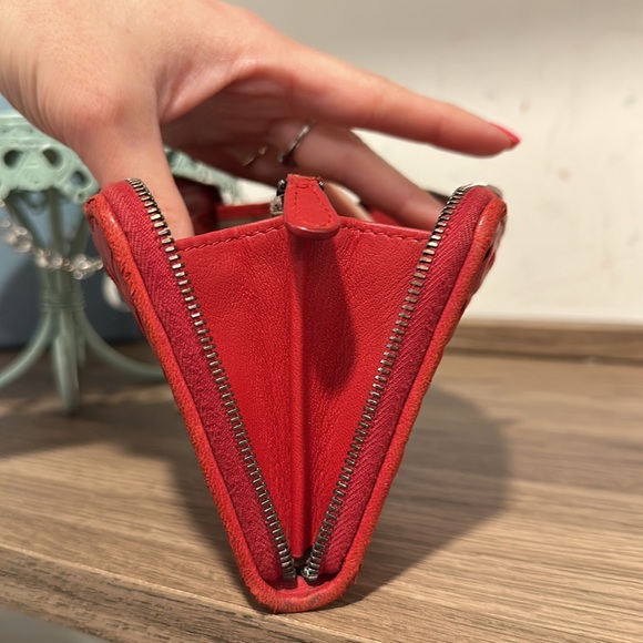 ❤️Wallet by Bottega Intrecciato ❤️ - Picture 11 of 16